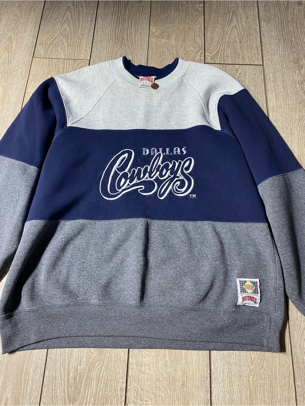vintage 1990s Dallas Cowboys Nutmeg Mills sweatshirt Colorblock embroidery sz L